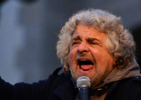Beppe Grillo, comediante 'antissistema' que ameaça políticos italianos 